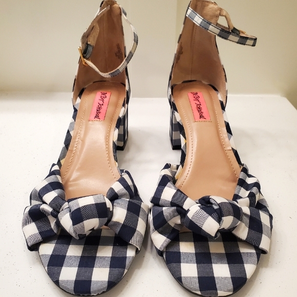Betsey Johnson Gingham Heels - Picture 1 of 8